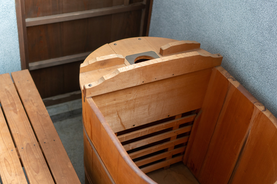 昭和30年代まで一般家庭で使われていた木の風呂