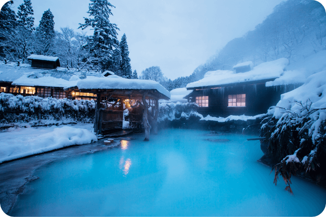 雪深い乳頭温泉郷の外観