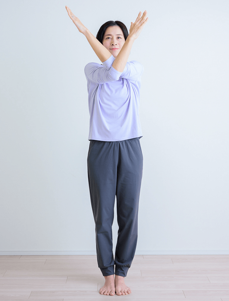 そのまま肘を曲げる先生