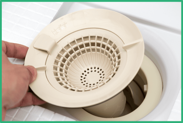 排水口の内部にたまる水アカや石鹸かす